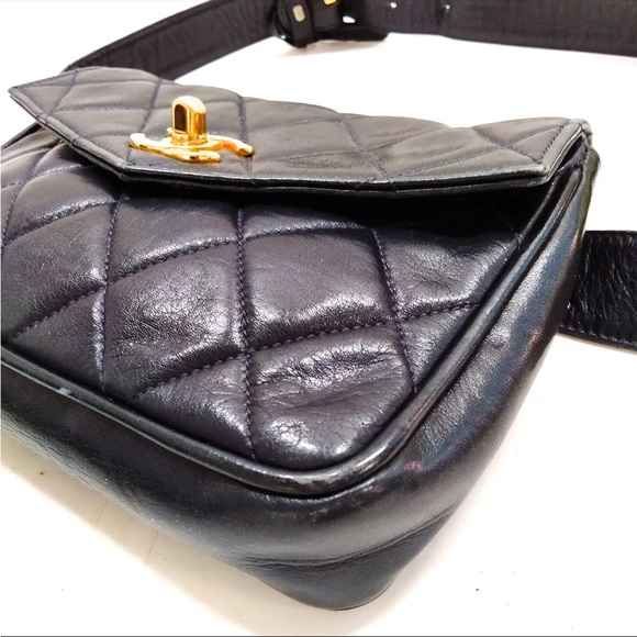 Chanel Leather Waist Bag Black - Picture 5 of 14